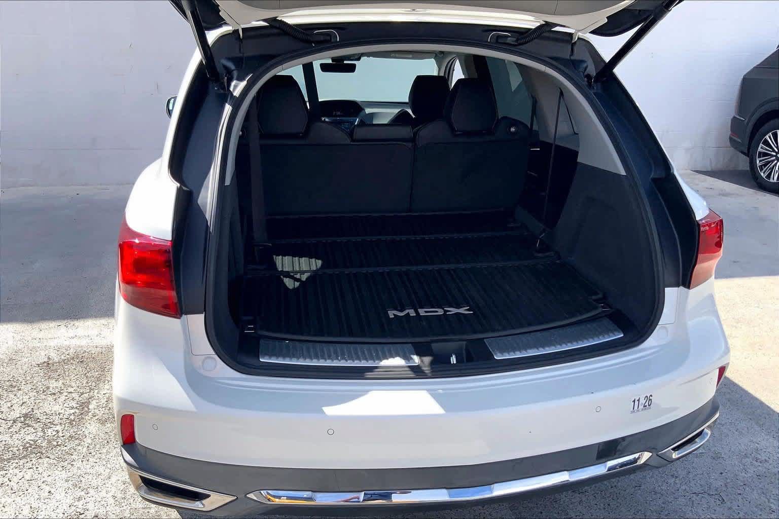 Used 2020 Acura MDX w/ Technology Package FWD image 18
