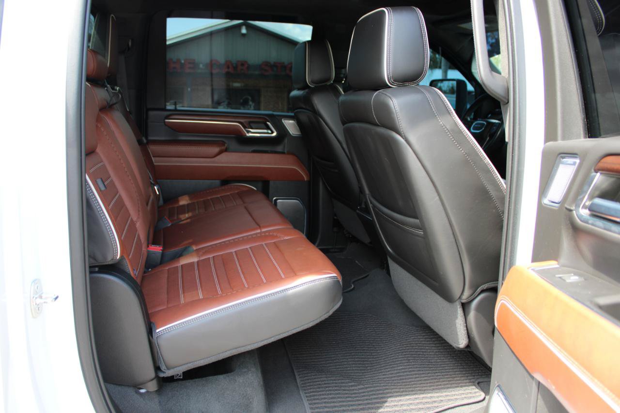 Used 2024 GMC Sierra 3500 Denali Ultimate AWD/4WD image 10