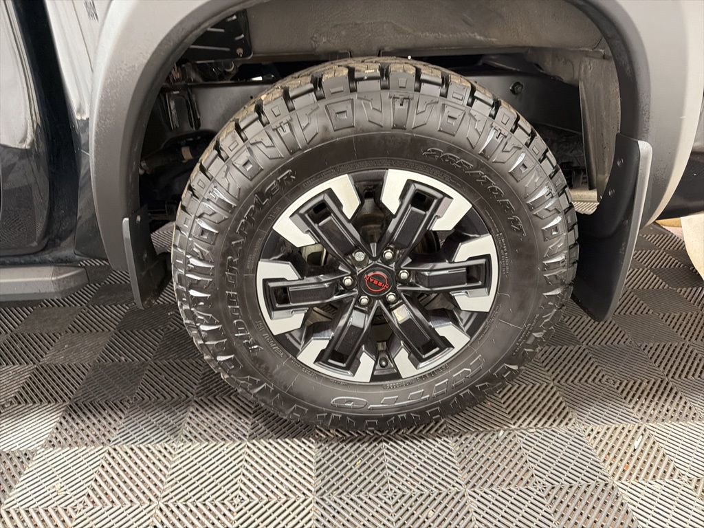 Used 2023 Nissan Frontier PRO-4X w/ Tow Package AWD/4WD image 33