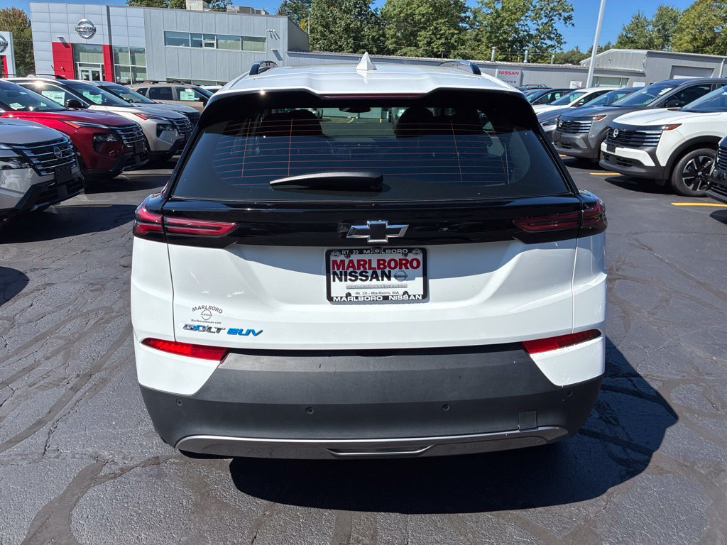 Used 2023 Chevrolet Bolt EUV LT w/ Driver Confidence Package FWD image 6