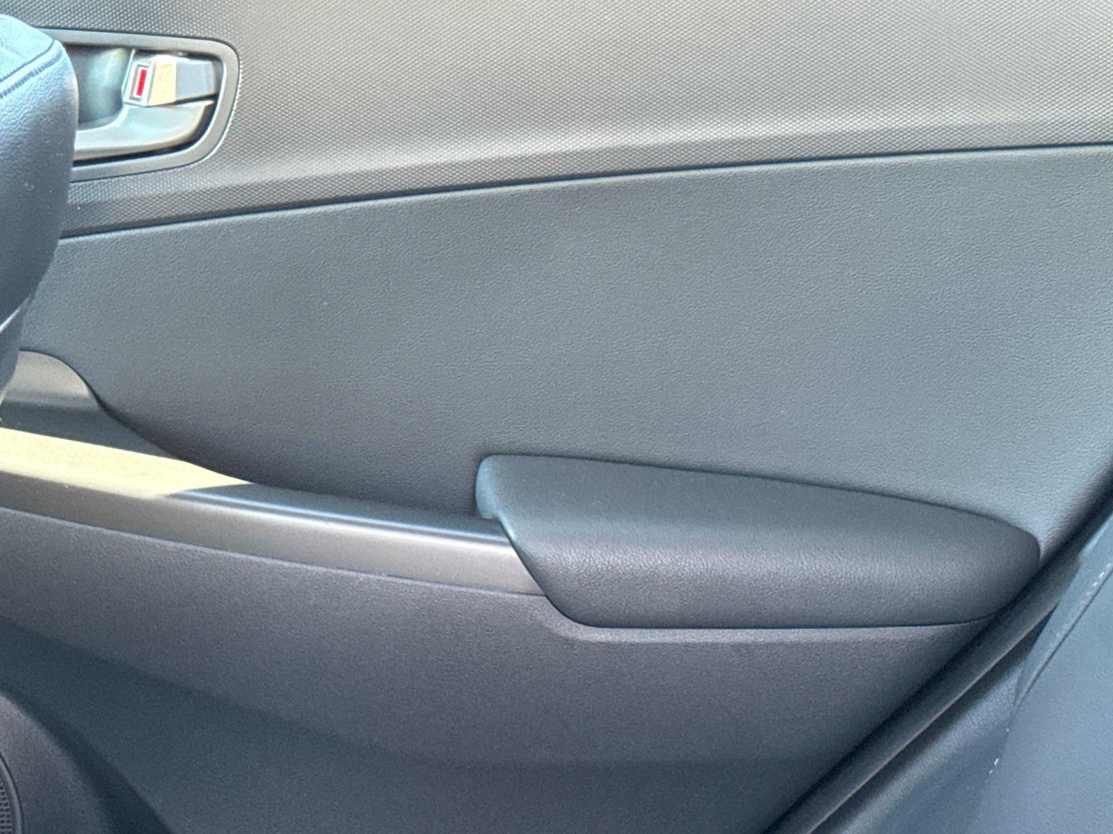 Used 2020 Hyundai Kona Ultimate image 14