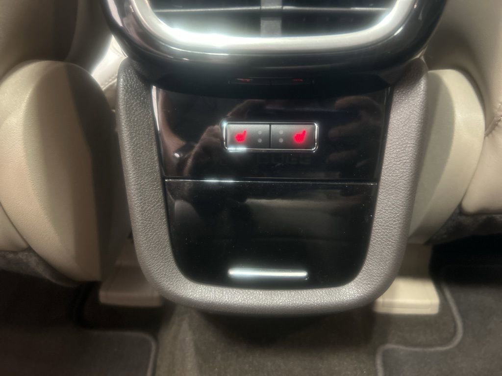 Certified 2022 Lincoln Nautilus Reserve image 30