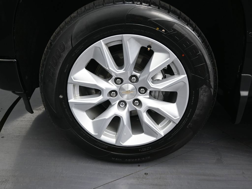 Used 2023 Chevrolet Silverado 1500 Custom RWD image 9