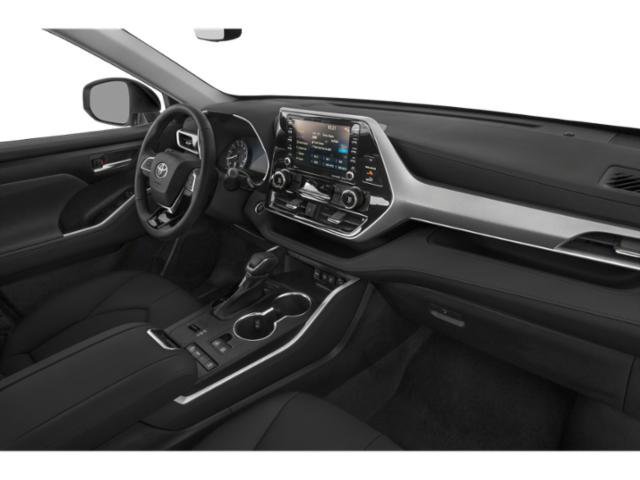 Used 2021 Toyota Highlander XLE FWD image 18