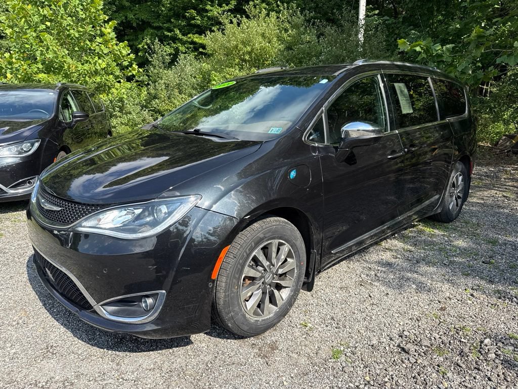 Used 2020 Chrysler Pacifica Limited w/ Advanced Safetytec Group FWD image 3
