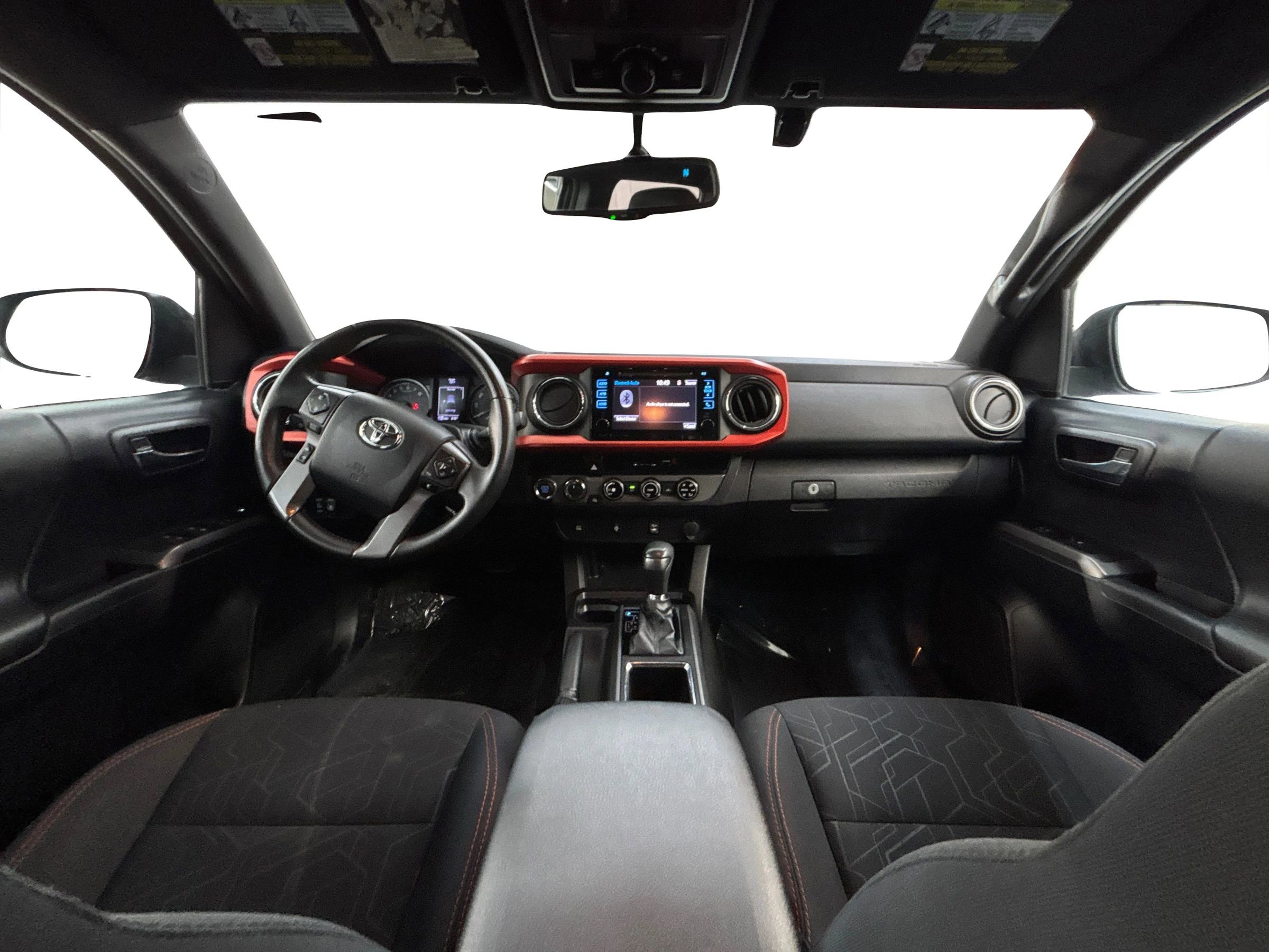 Used 2017 Toyota Tacoma TRD Off-Road w/ Tow Package image 17