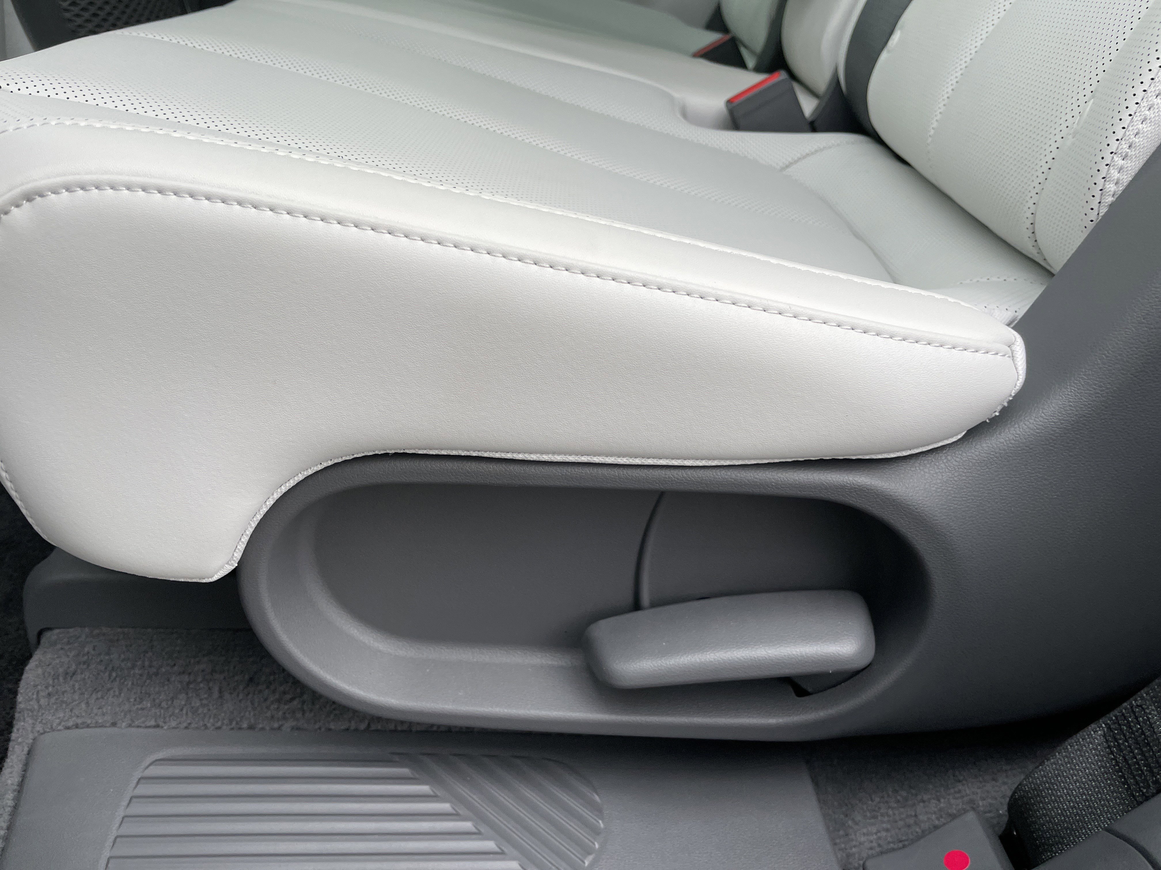 Used 2023 Hyundai Ioniq 5 Limited image 32