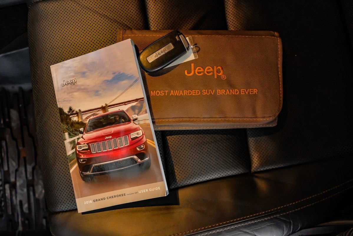 Used 2016 Jeep Grand Cherokee Limited 75th Anniversary image 65