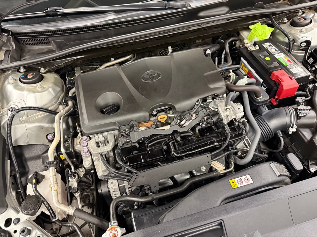 Used 2022 Toyota Camry SE FWD image 30
