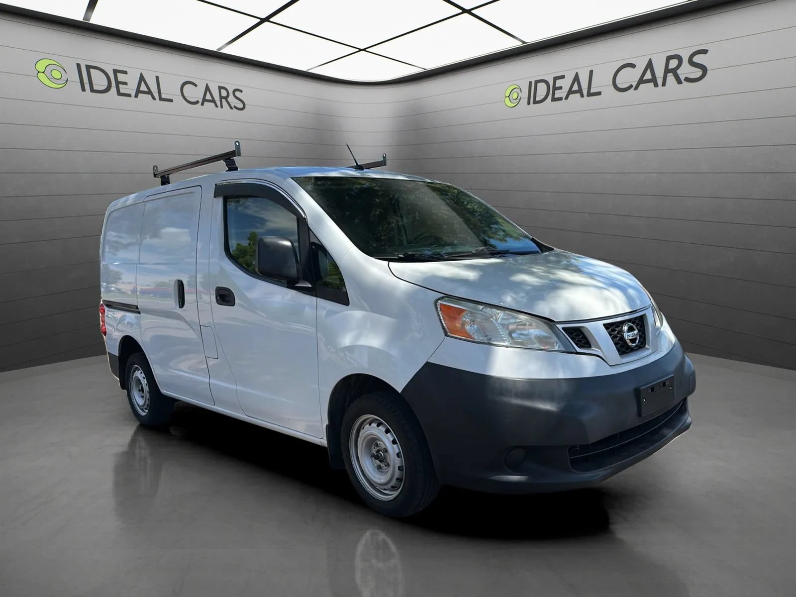 Used 2018 Nissan NV200 S FWD image 3