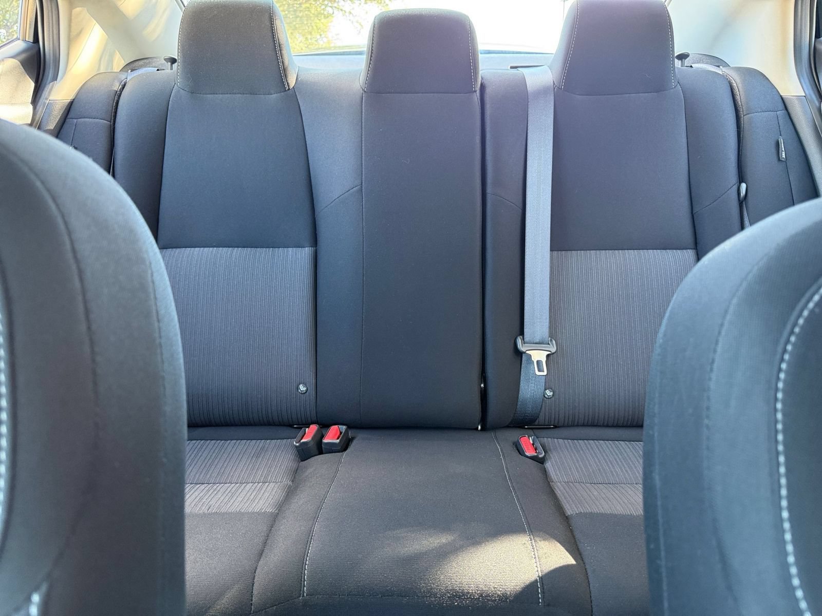 Used 2025 Nissan Sentra SV FWD image 38