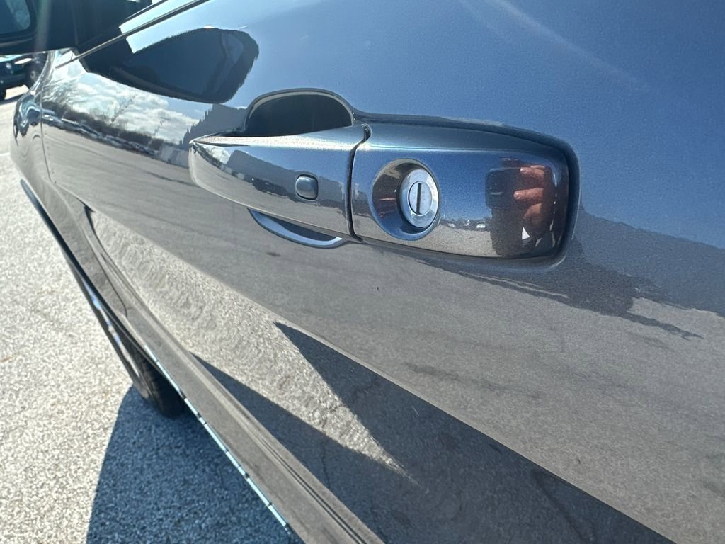 Used 2021 Jeep Grand Cherokee Laredo image 43