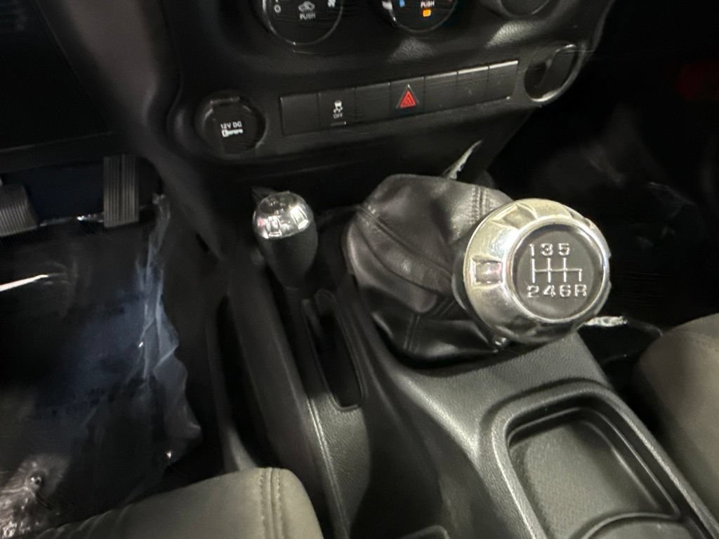 Used 2012 Jeep Wrangler Sport AWD/4WD image 20