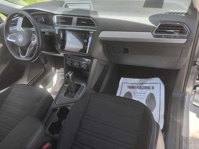 Used 2024 Volkswagen Tiguan S image 32
