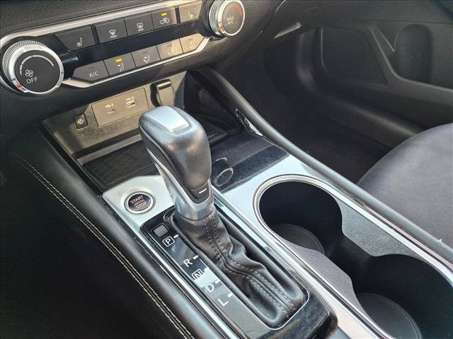 Used 2023 Nissan Altima 2.5 SV w/ SV Premium Package FWD image 11