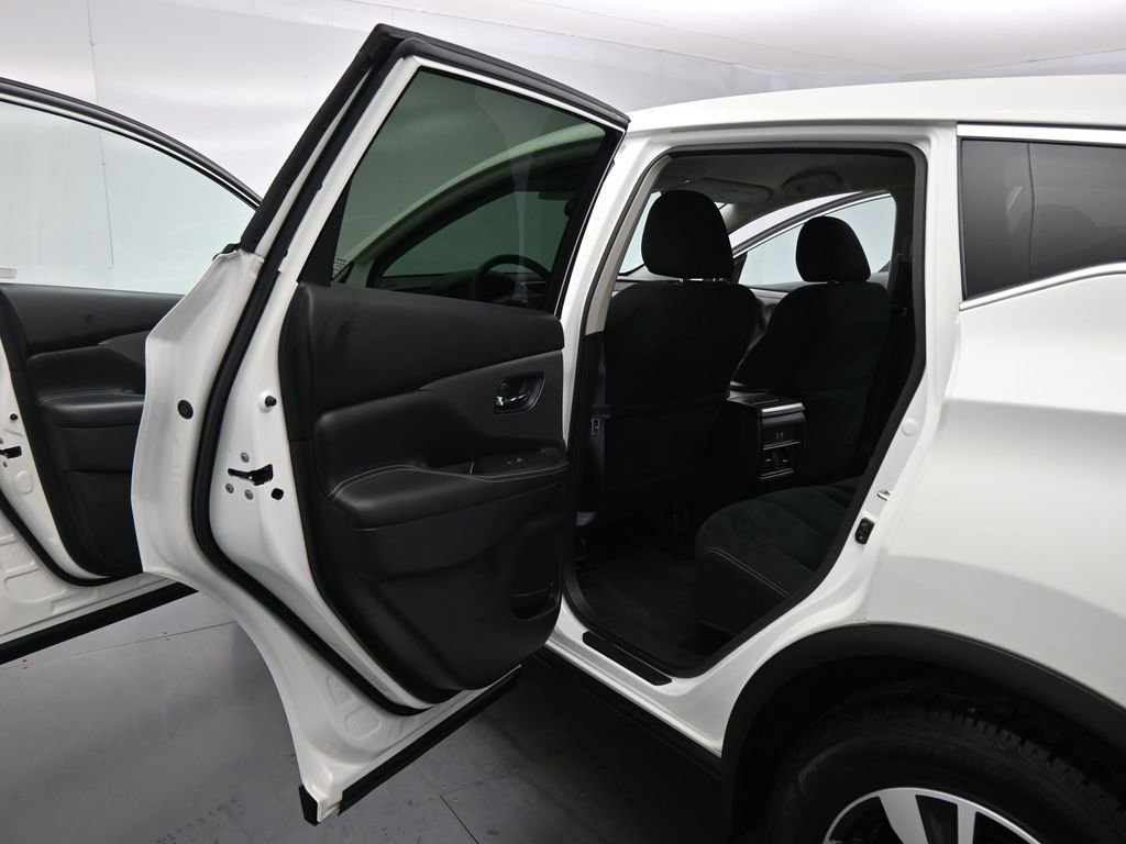 Used 2020 Nissan Murano S w/ Technology Package image 16