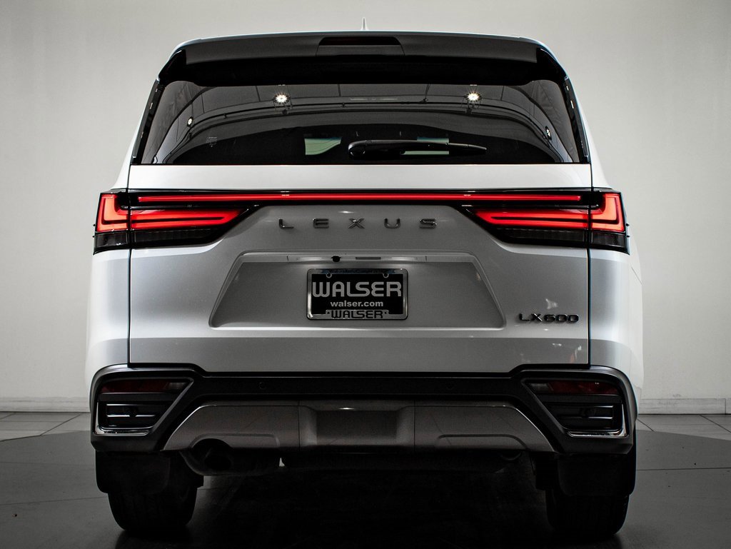 Used 2024 Lexus LX 600 4WD w/ Interior Upgrade Package image 7