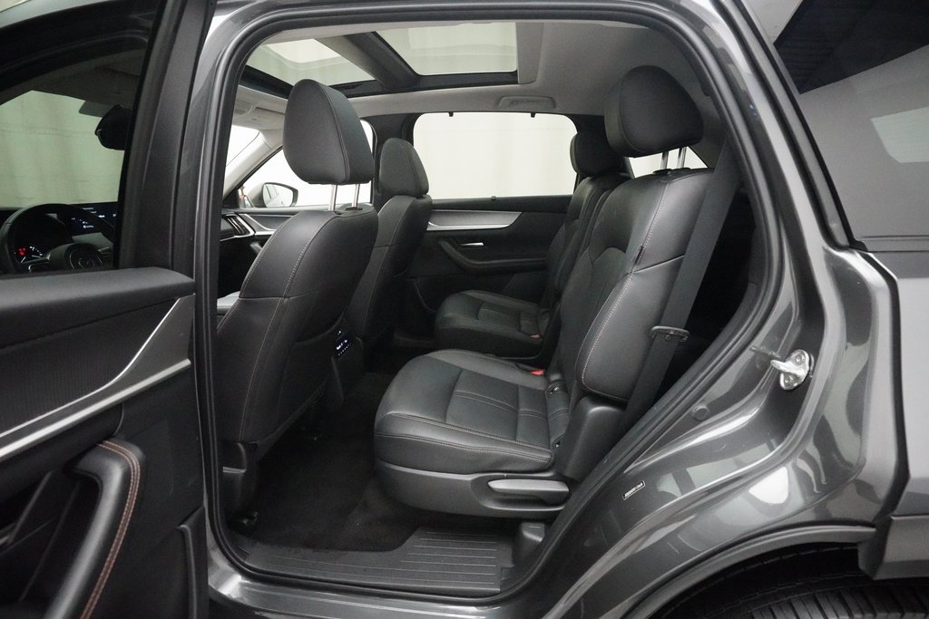 Used 2024 MAZDA CX-90 3.3 Turbo w/ Premium Package image 16