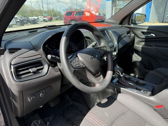 Certified 2023 Chevrolet Equinox RS w/ LPO, Floor Liner Package FWD image 2