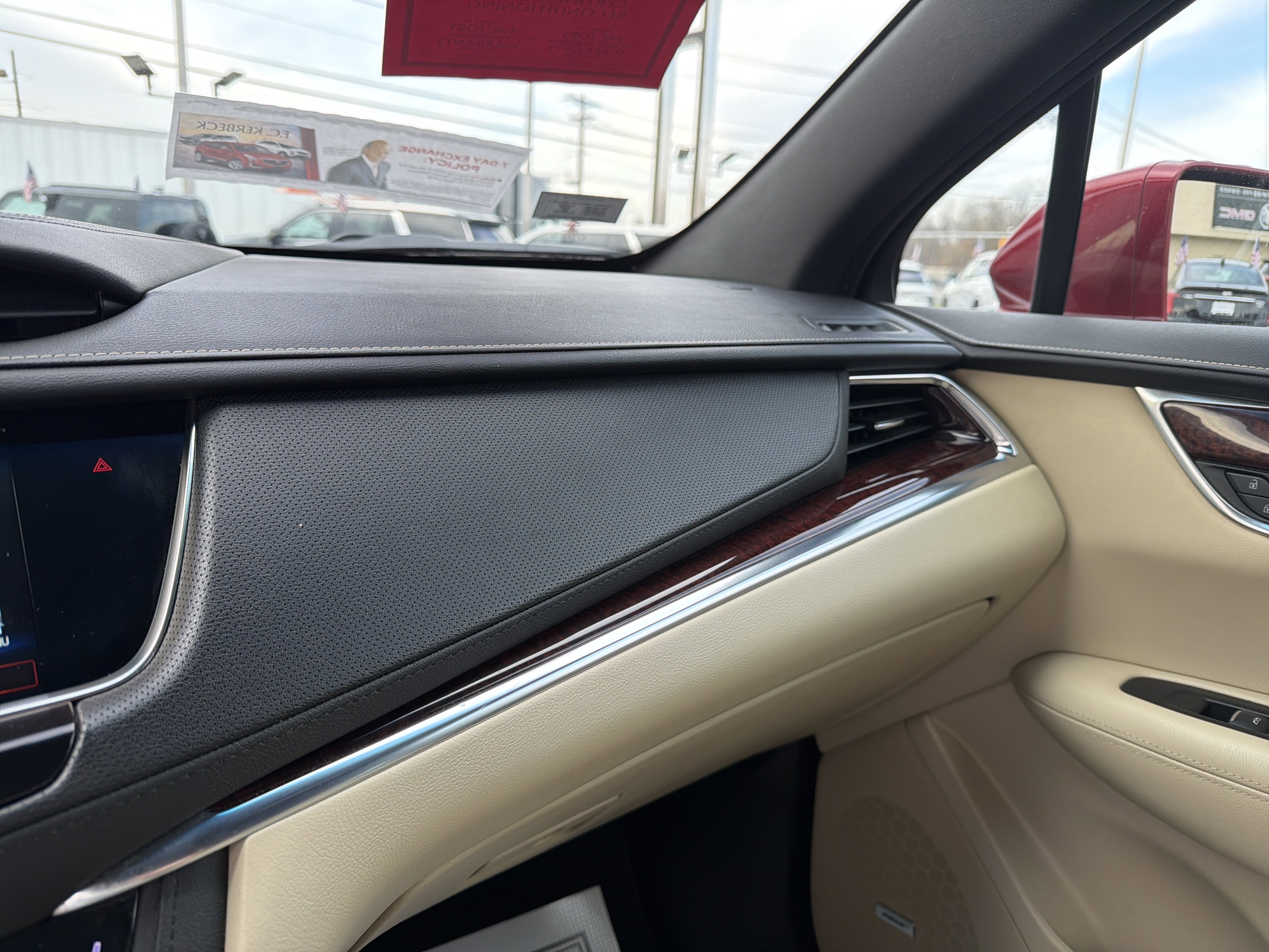 Used 2019 Cadillac XT5 Luxury image 20