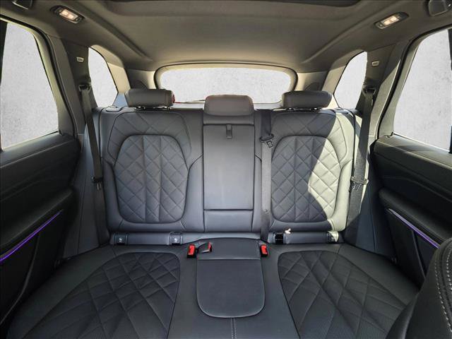 Used 2025 BMW X5 xDrive40i AWD/4WD image 15