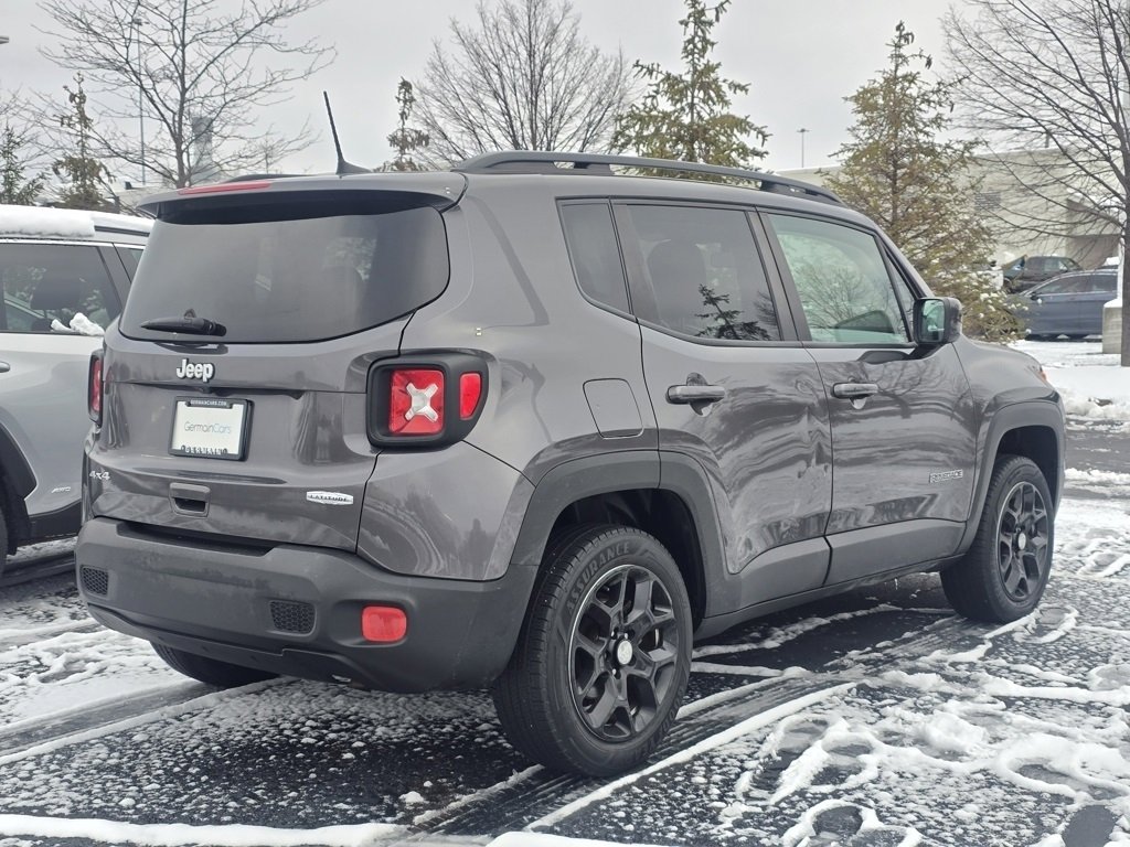 Used 2018 Jeep Renegade Latitude w/ Cold Weather Group image 7