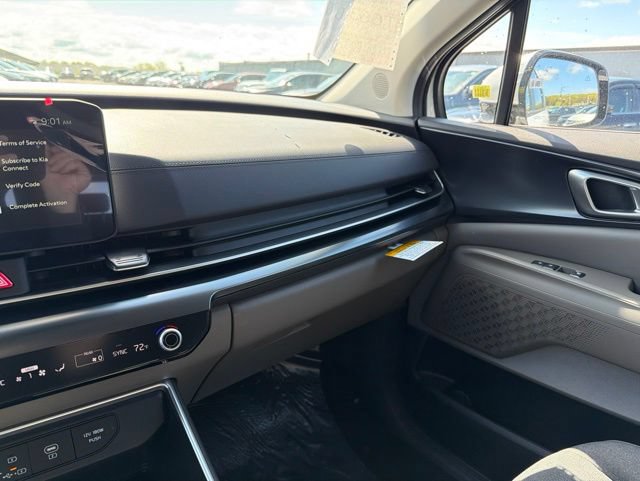 New 2026 Kia Carnival LX FWD image 21