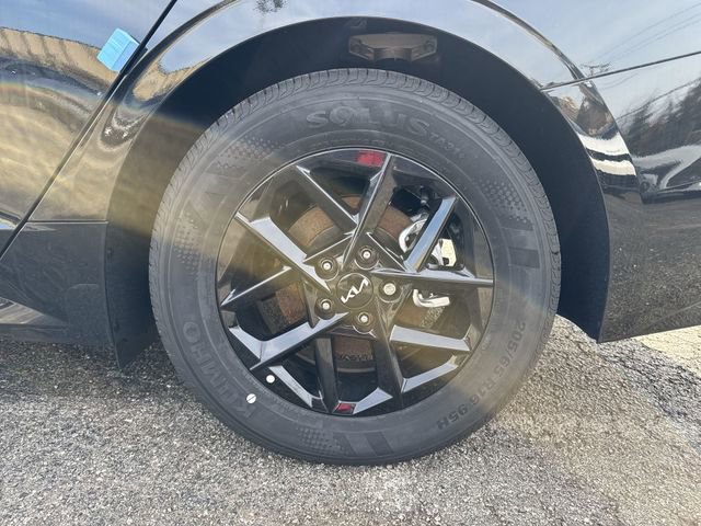 New 2026 Kia K5 LXS FWD image 5