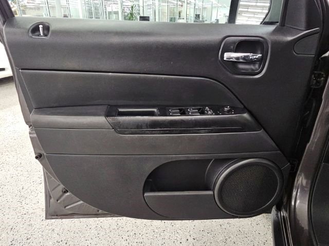 Used 2015 Jeep Patriot High Altitude image 22