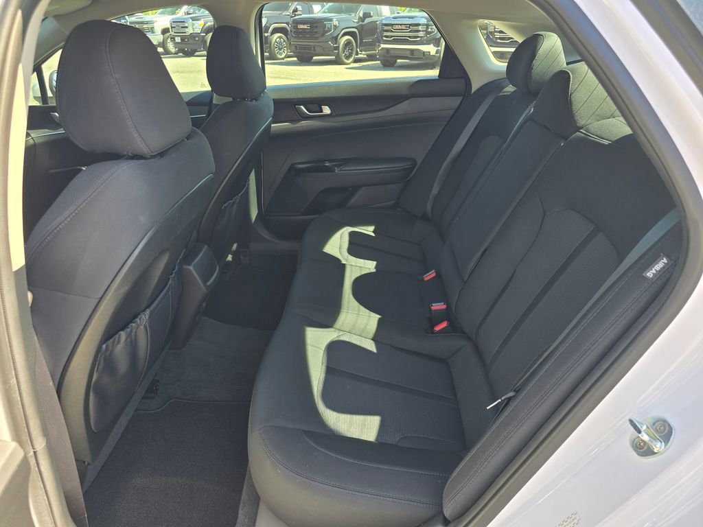 Used 2023 Kia K5 LXS FWD image 11