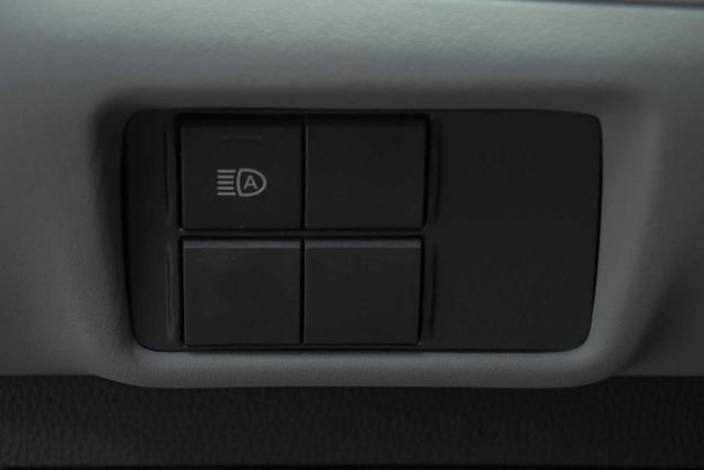 Used 2022 Toyota Highlander L image 20