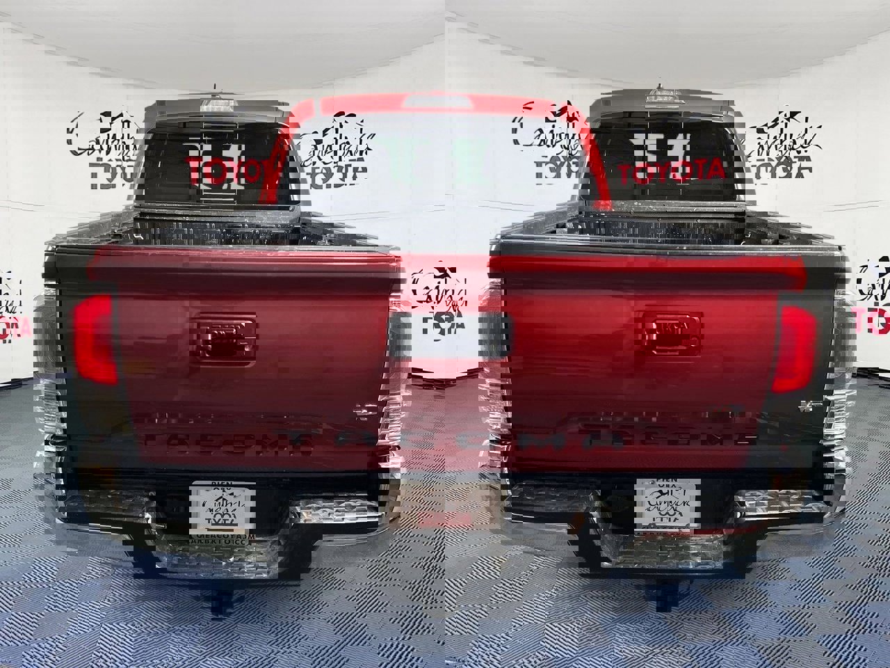 Used 2023 Toyota Tacoma TRD Off-Road image 6