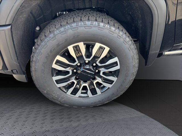 New 2025 GMC Sierra 2500 Denali Ultimate image 30