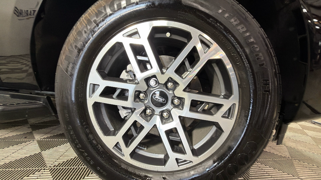 Used 2026 Ford Expedition Active RWD image 41