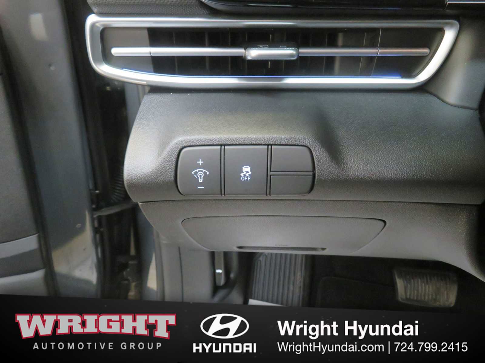 Certified 2025 Hyundai Elantra SEL image 23