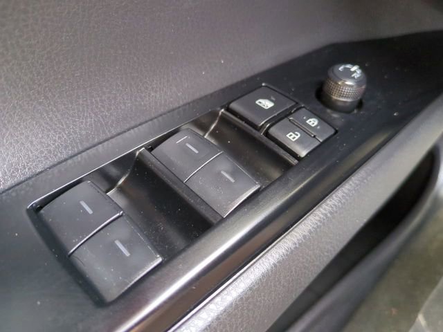 Used 2025 Toyota Camry SE w/ Convenience Package image 21