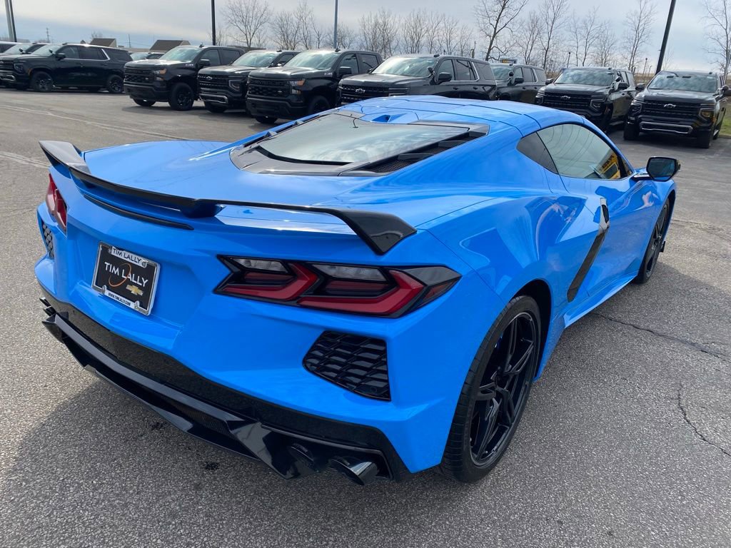 Used 2020 Chevrolet Corvette Stingray Premium Cpe w/ 3LT Preferred Equipment Group image 7