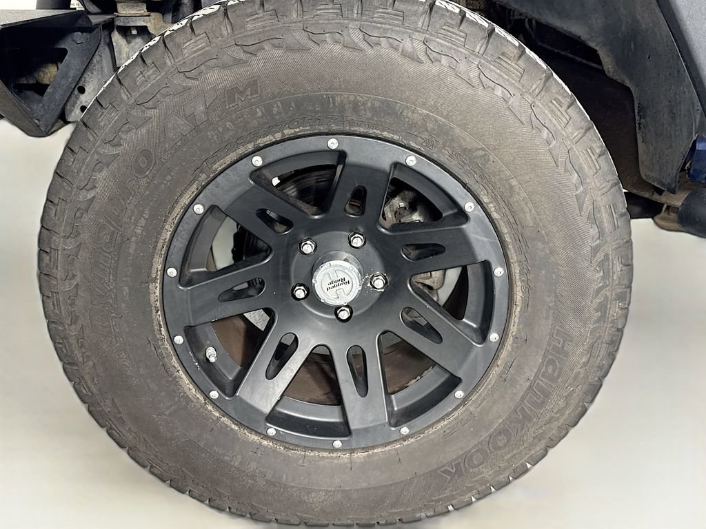 Used 2009 Jeep Wrangler X image 36