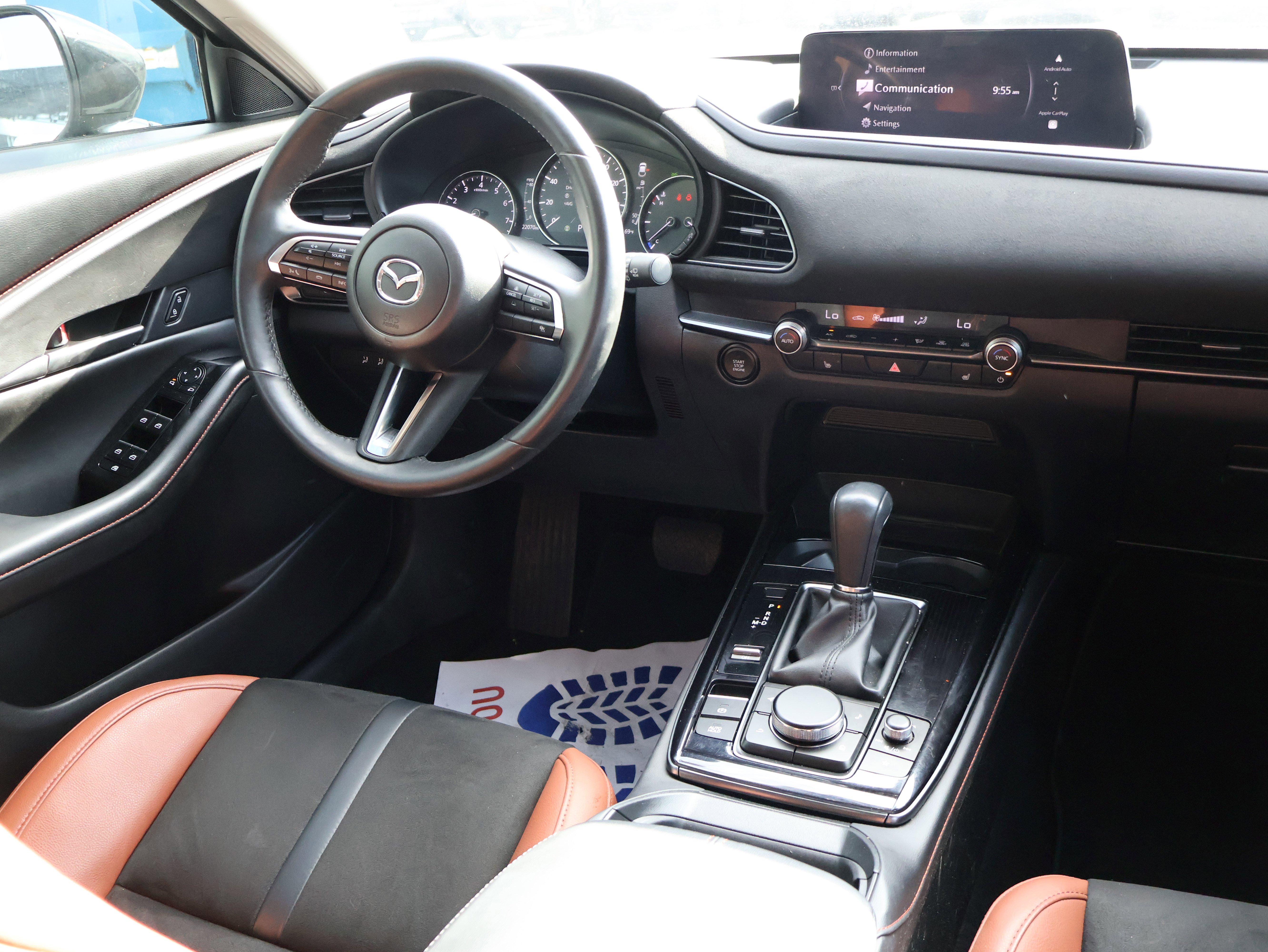 Used 2024 MAZDA CX-30 Carbon image 16