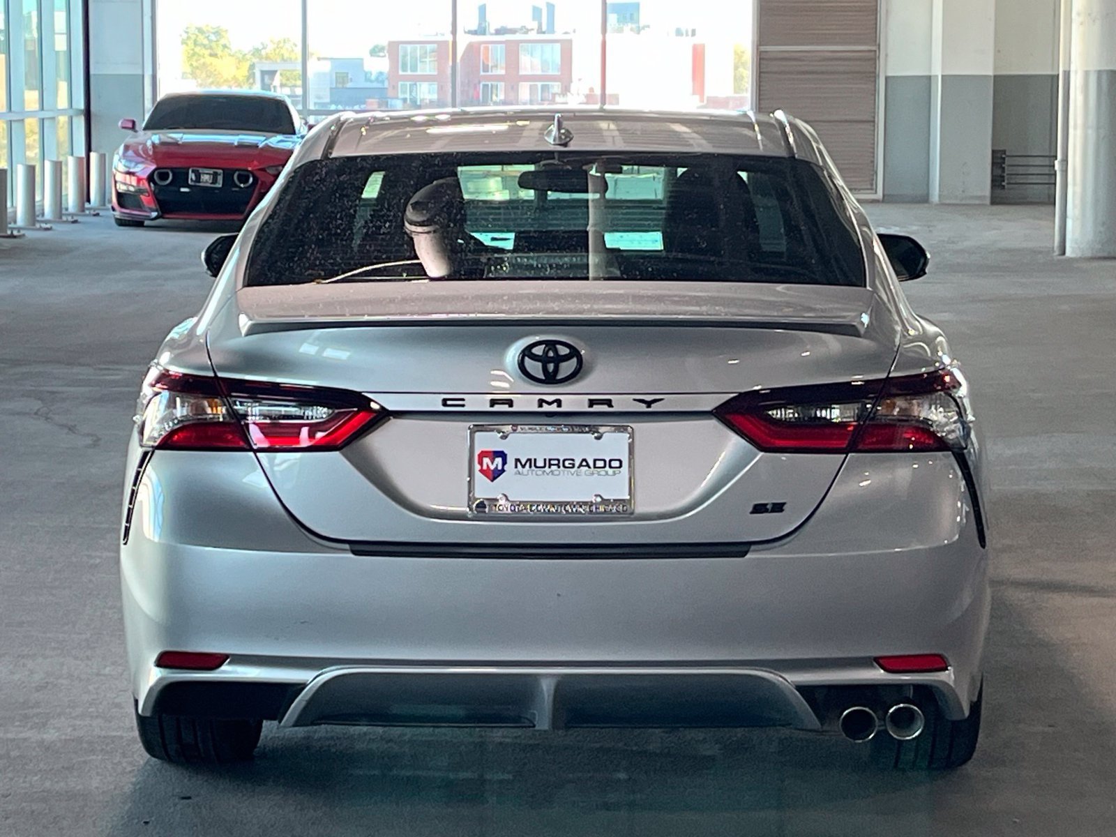 Used 2022 Toyota Camry SE w/ Carpet Mat Package (TMS) FWD image 9