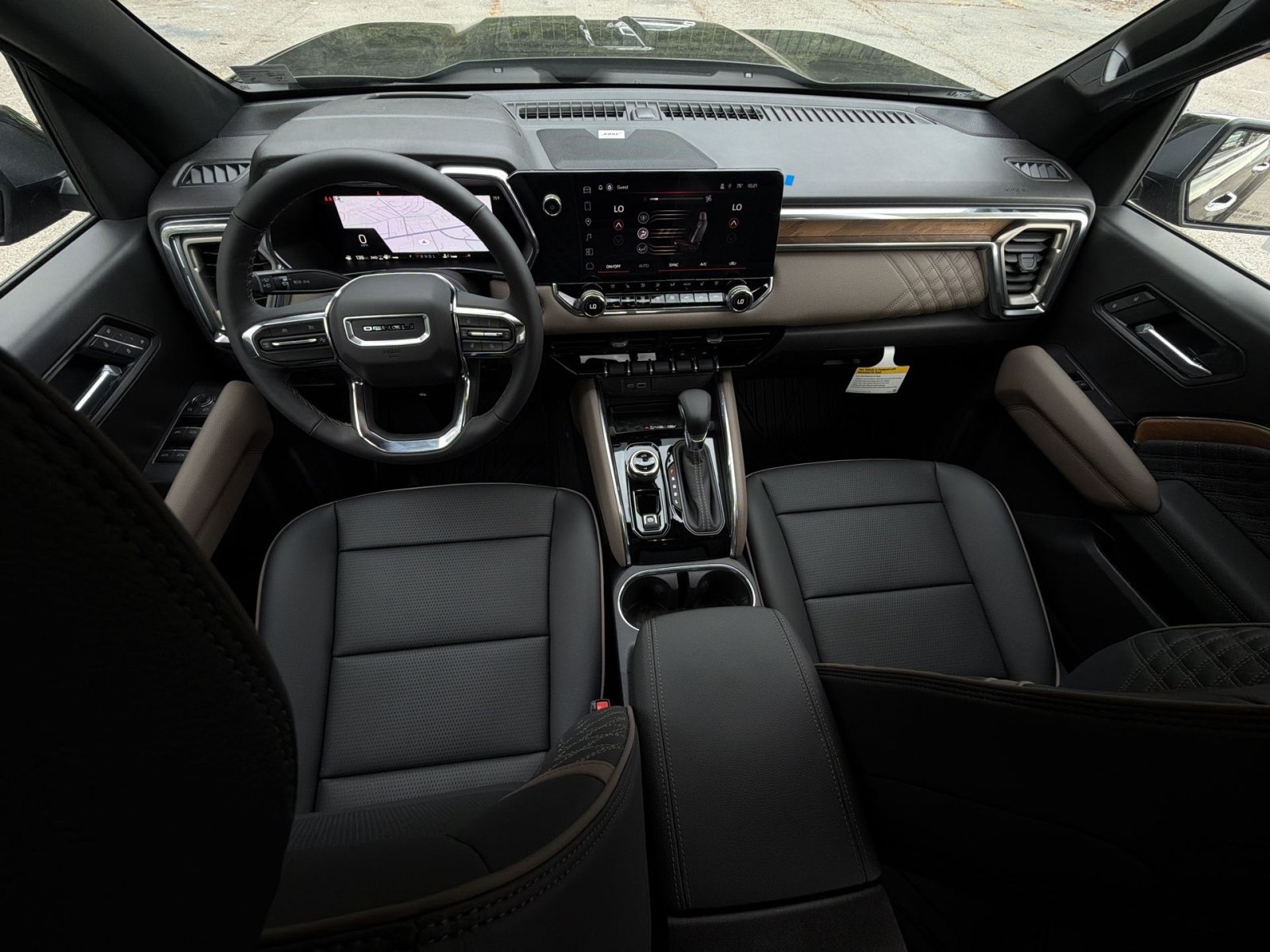 New 2026 GMC Canyon Denali AWD/4WD image 23