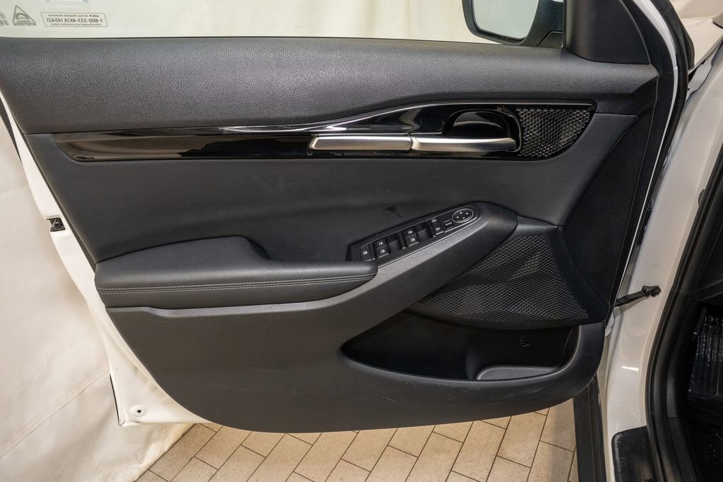 Used 2025 Kia Seltos S image 11