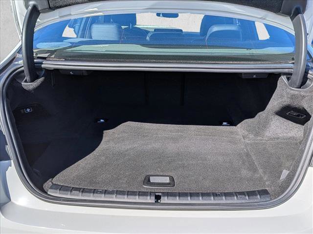 Used 2023 BMW 530e w/ Premium Package RWD image 5