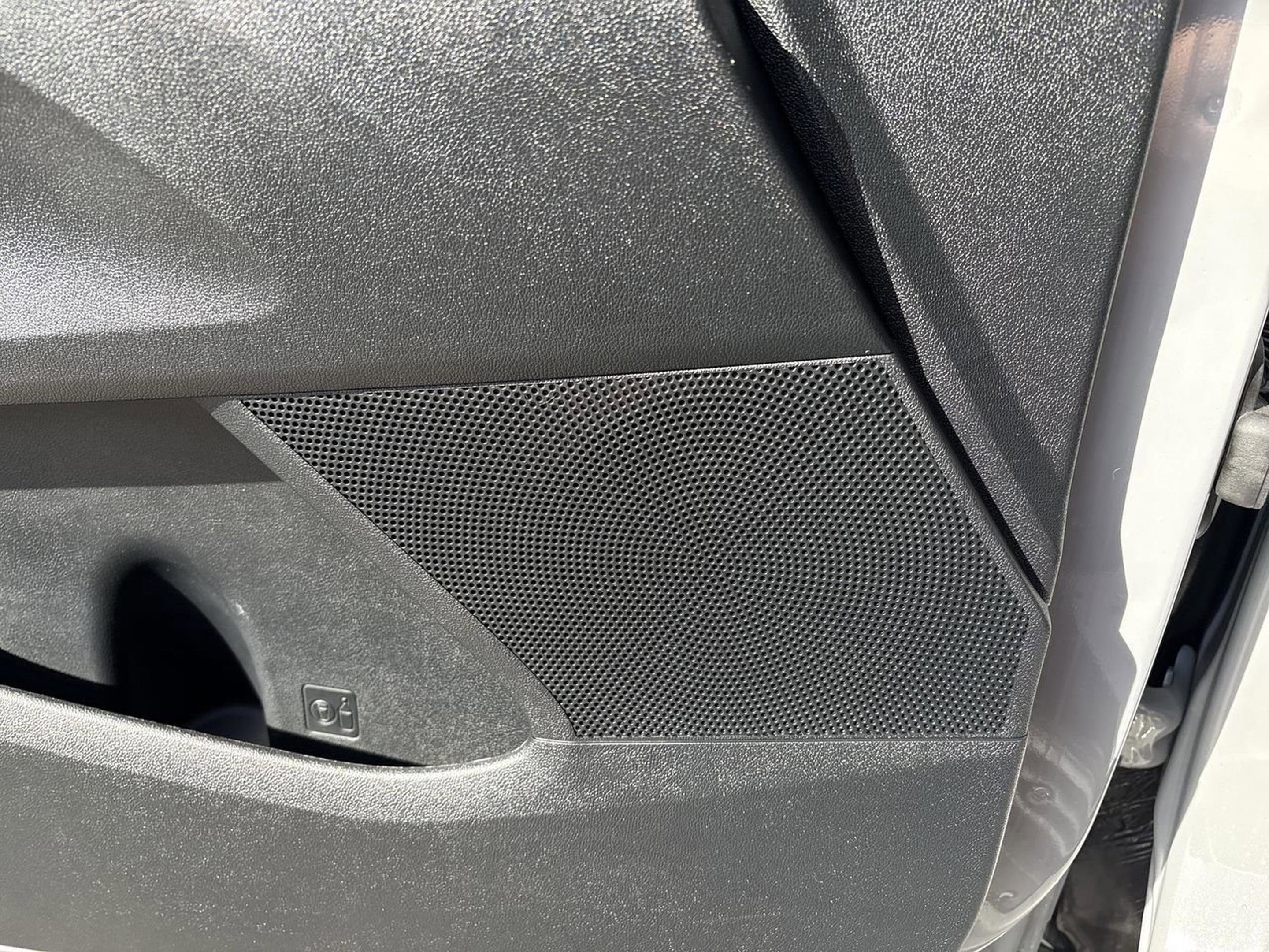 Used 2025 Kia Sorento S image 27