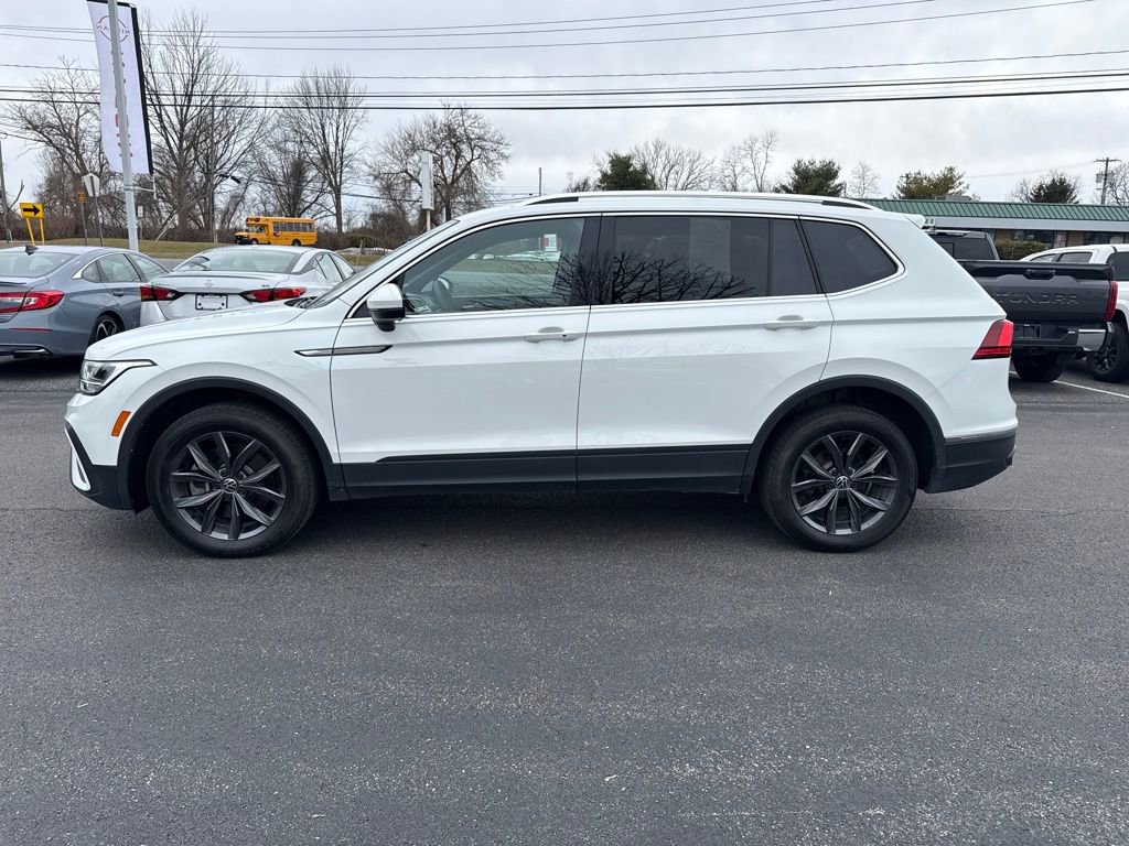 Used 2022 Volkswagen Tiguan SE image 4