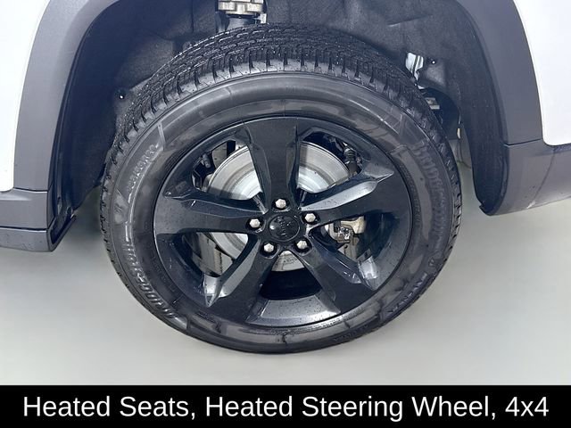 Used 2021 Jeep Grand Cherokee L Laredo image 31