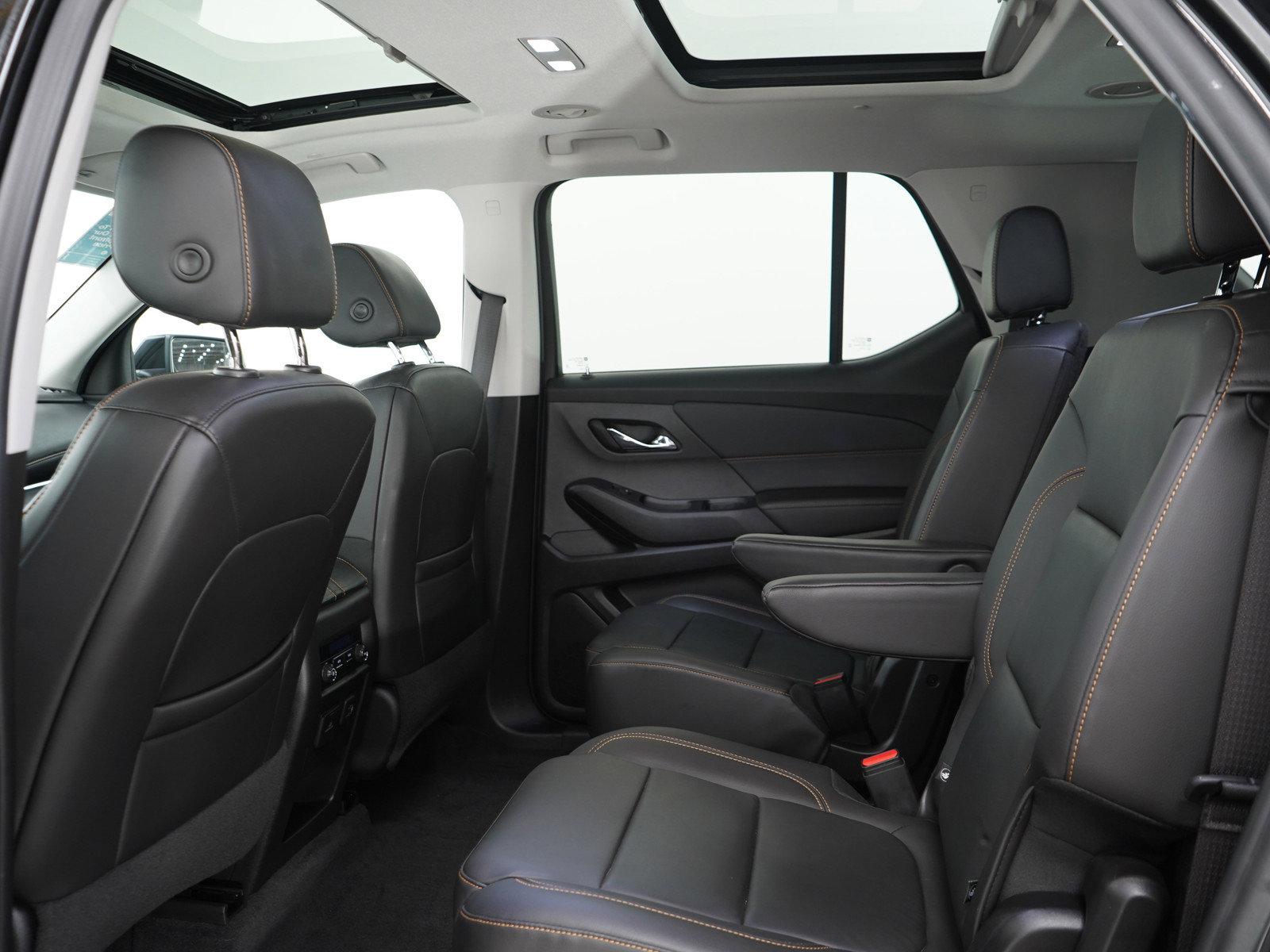 Used 2021 Chevrolet Traverse RS w/ LPO, Floor Liner Package AWD/4WD image 16