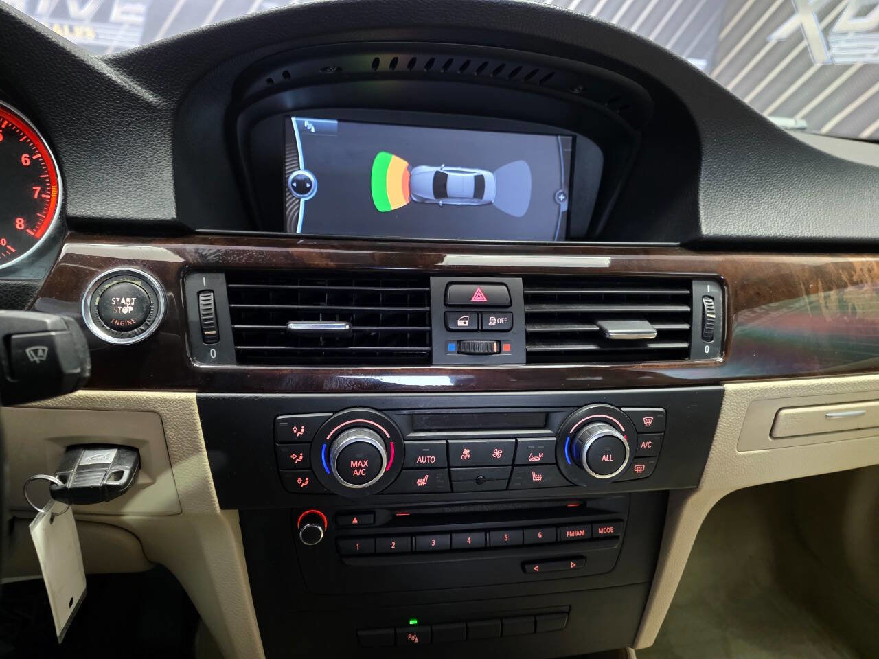 Used 2013 BMW 328i Convertible RWD image 23