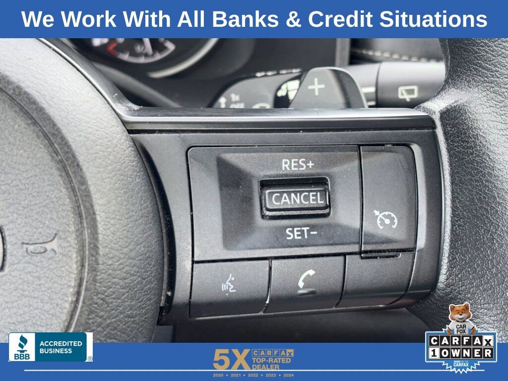 Used 2024 Nissan Rogue S image 23