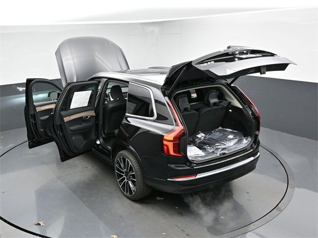 New 2026 Volvo XC90 B6 Plus w/ Protection Package Premier image 52